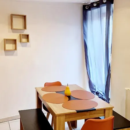 Plein Centre-ville Apartment *